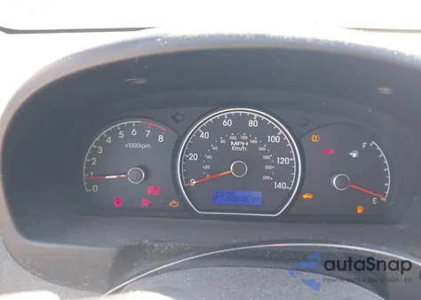 2010 Hyundai Elantra Gls z USA, uszkodzony, nr VIN KMHDU4AD7AU177987